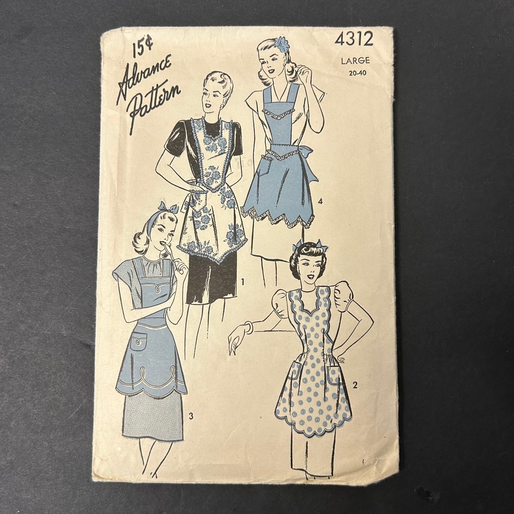 Vintage 40's 4312 Apron Advance Sewing Pattern Women Medium Scalloped Bib Apron